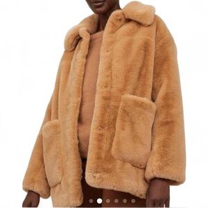 🧸H&M Teddy Faux Fur Coat – Size Small | Camel Brown